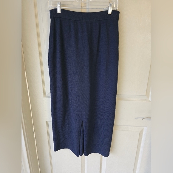 ST. JOHN Knit Long Skirt Size 8 Women Navy Santana Cocktail Thick Flawed - Picture 7 of 10